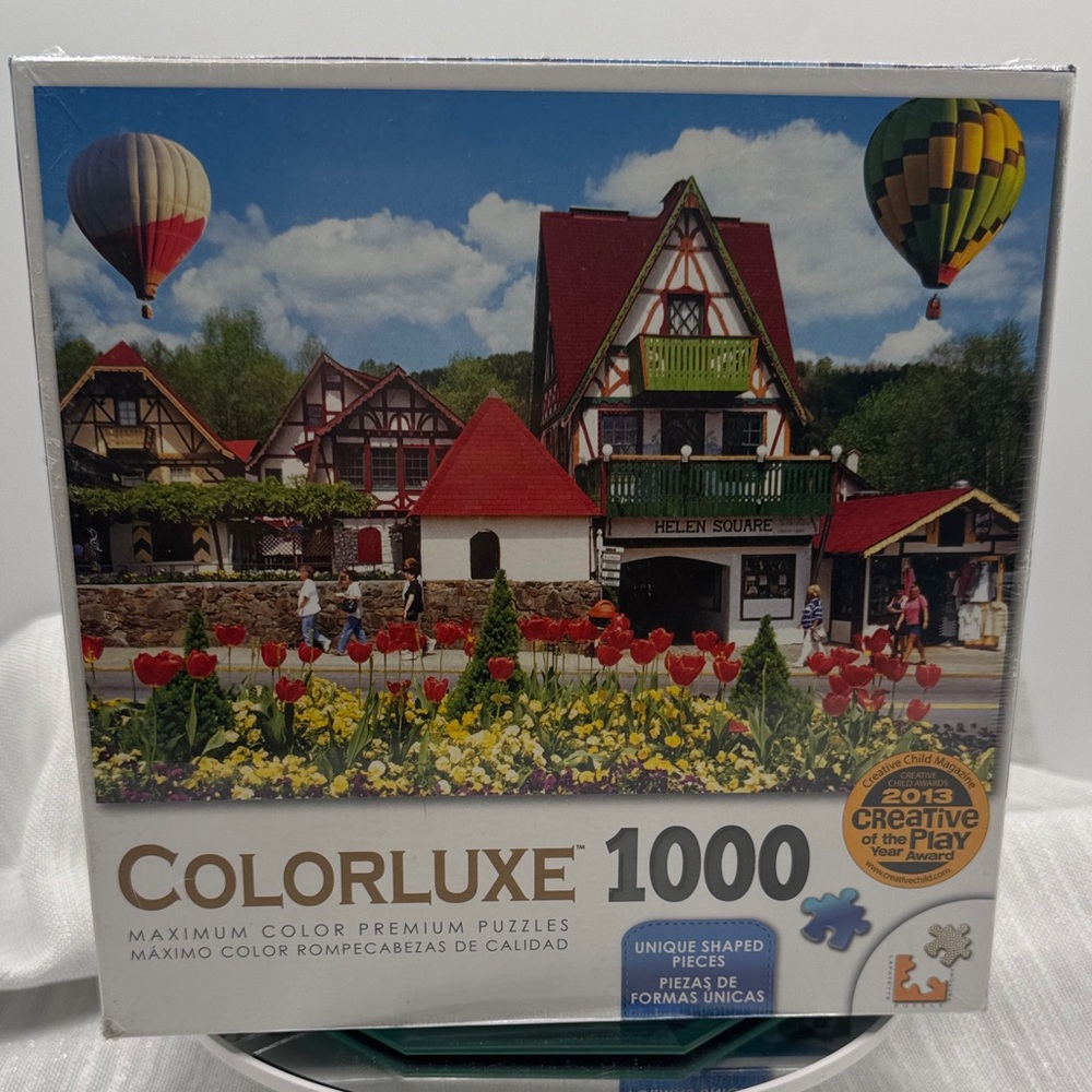 Colorize 1000-Piece Puzzle - Hot Air Balloons over Helen Square Vibrant Village